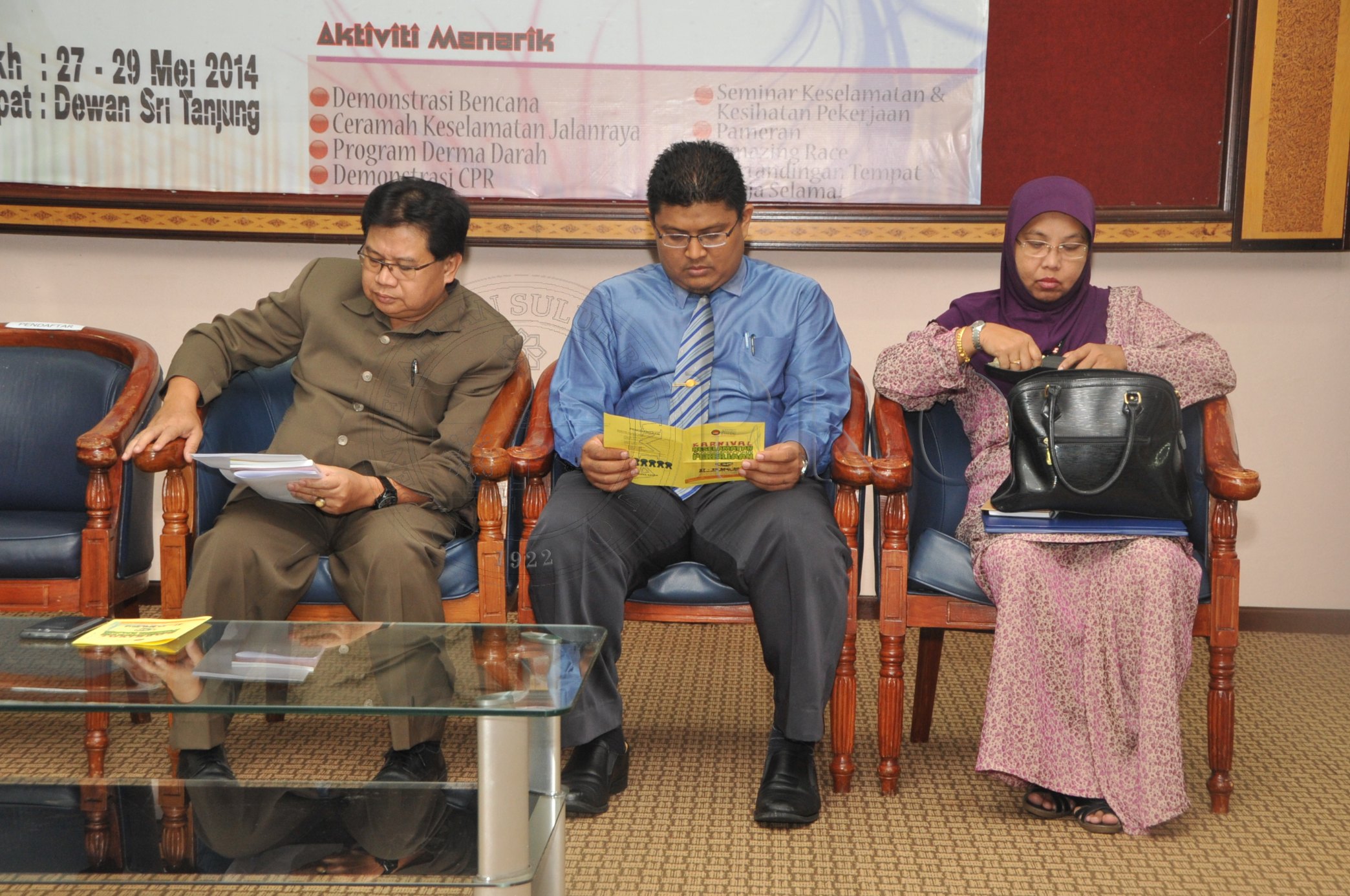 PRO 14 51 KKP PRO 6937